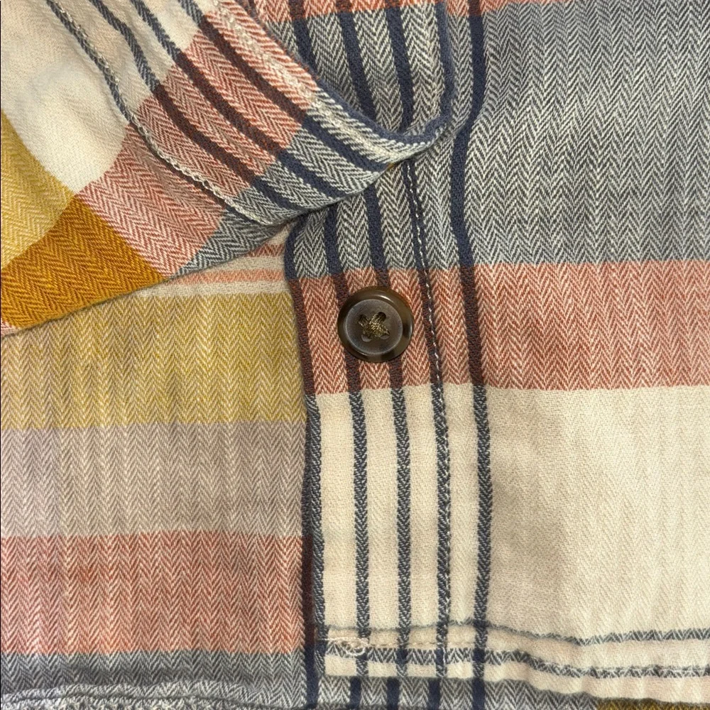 Carhartt womens plaid button front down shirt L 12-14 - Picture 7 of 7